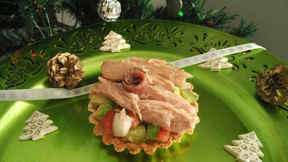 Christmas canapés: Tuna belly and anchovy tartlet