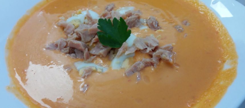 Salmorejo with tuna and hard-boiled egg