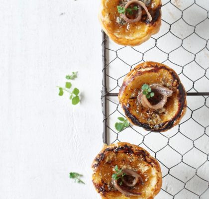 Puff pastry nests with sea and mountain stuffing