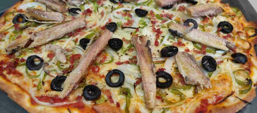 Canned sardine pizza